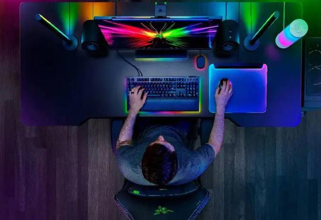 戏本！CES 2025雷蛇电竞新品一瞥瓦力棋牌游戏灯厂推出RTX5090游(图3)
