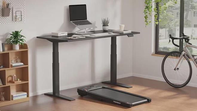 学椅品牌出海合作红人盘点瓦力游戏三家头部人体工(图9)